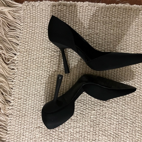 Pointy heel in good condition - Picture 9 of 10